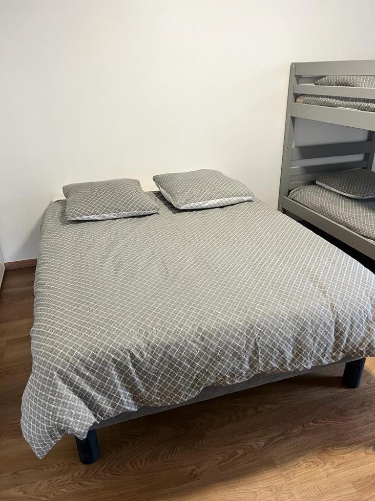 Appartement 5Min Gare Rer Disneyland Paris Val D'Europe La Vallee Village Parking Inclus Montevrain Bagian luar foto
