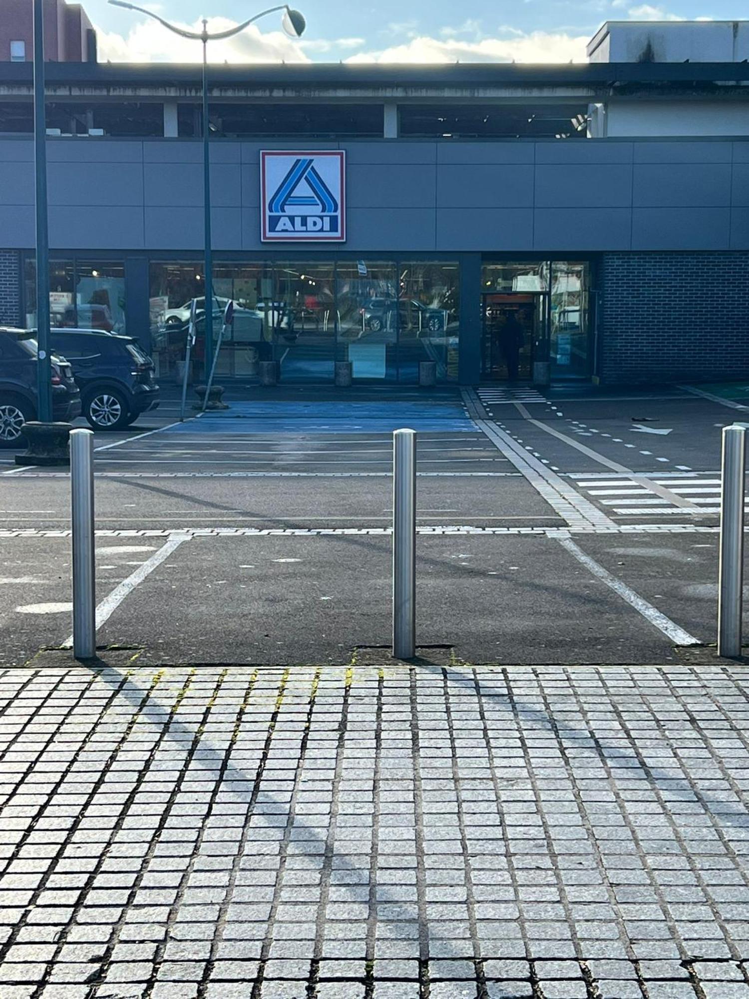 Appartement 5Min Gare Rer Disneyland Paris Val D'Europe La Vallee Village Parking Inclus Montevrain Bagian luar foto